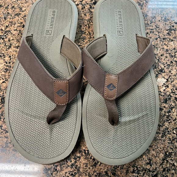 Perry flip flops - Picture 2 of 3